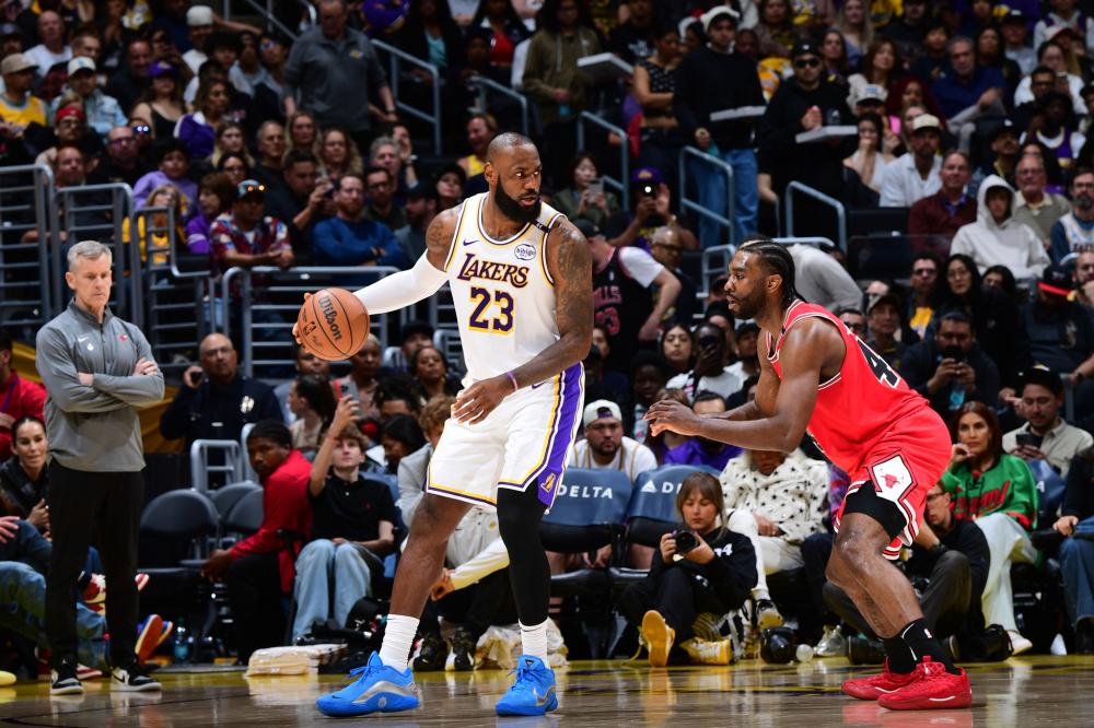 由球员的身 由球员的身